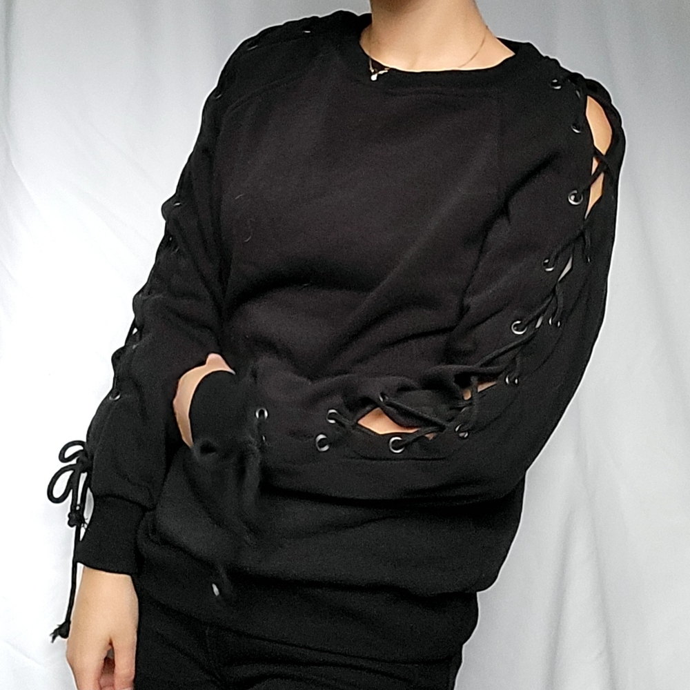 Kirundo Black Cutout Lace-Up Sleeve Pullover